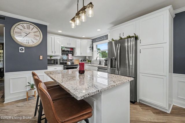 4819 Determine Ln, Louisville, KY 40216