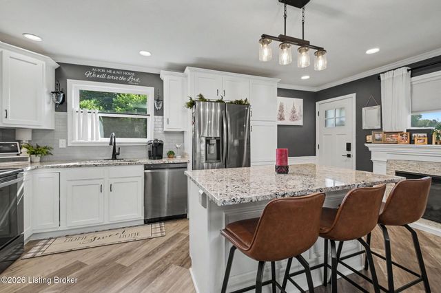4819 Determine Ln, Louisville, KY 40216