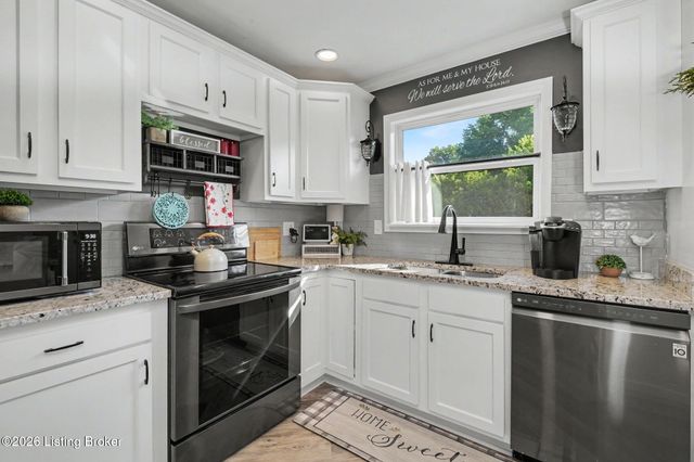 4819 Determine Ln, Louisville, KY 40216