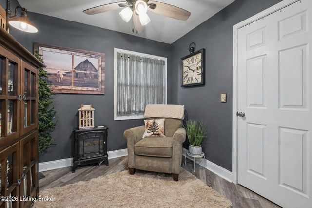 4819 Determine Ln, Louisville, KY 40216