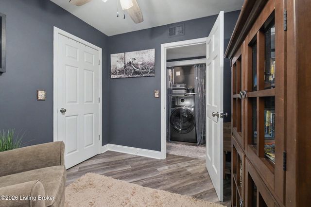 4819 Determine Ln, Louisville, KY 40216
