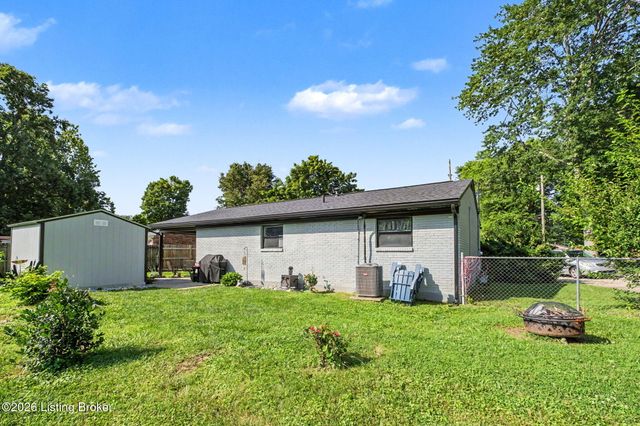4819 Determine Ln, Louisville, KY 40216