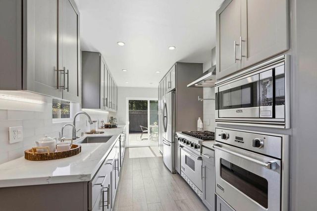 1616 Ark Street, San Mateo, CA 94403