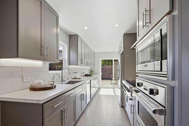 1616 Ark Street, San Mateo, CA 94403