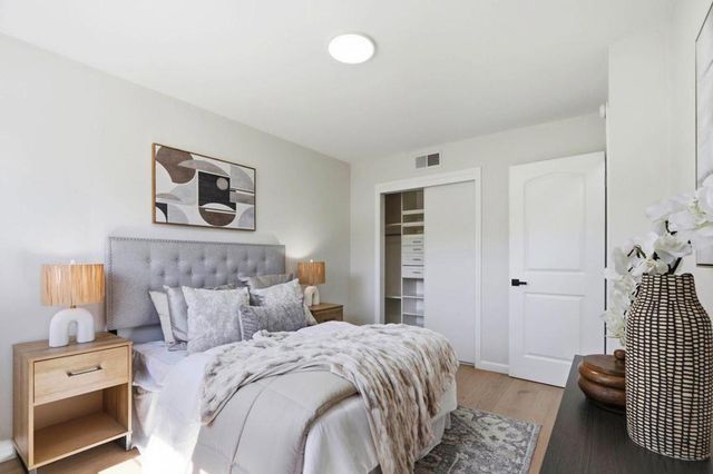 1616 Ark Street, San Mateo, CA 94403