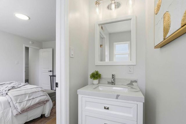 1616 Ark Street, San Mateo, CA 94403