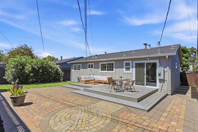 1616 Ark Street, San Mateo, CA 94403