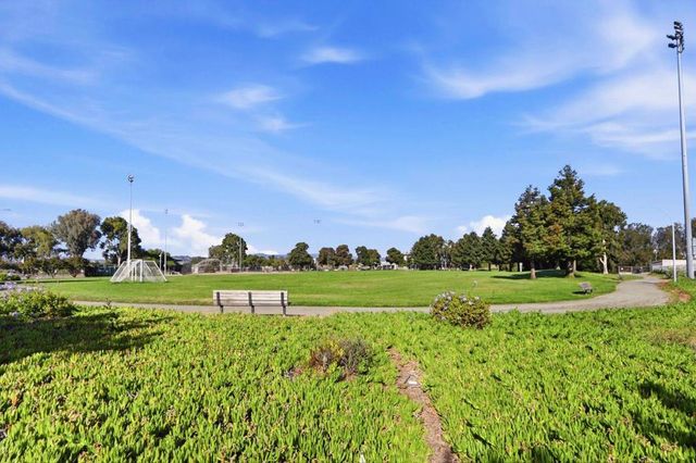 1616 Ark Street, San Mateo, CA 94403