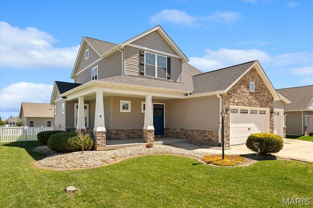 3151 Birmingham Drive, Glen Carbon, IL 62034