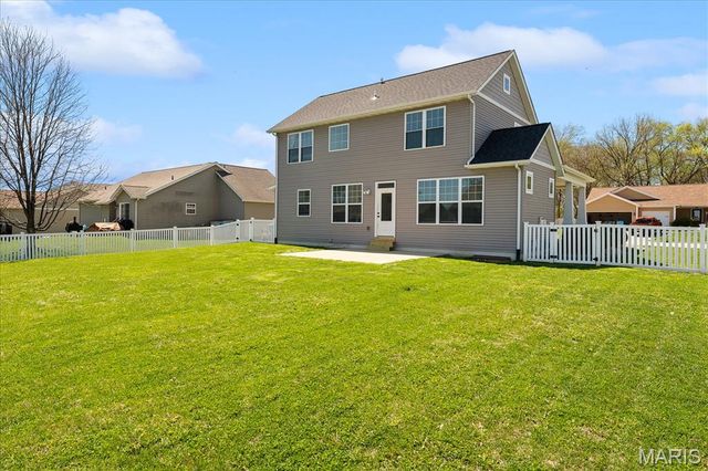 3151 Birmingham Drive, Glen Carbon, IL 62034