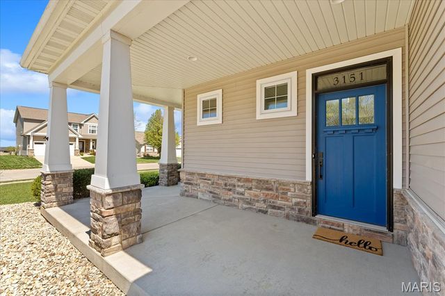 3151 Birmingham Drive, Glen Carbon, IL 62034