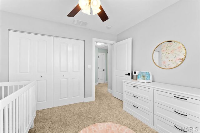 3151 Birmingham Drive, Glen Carbon, IL 62034