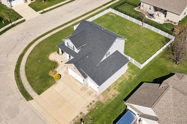 3151 Birmingham Drive, Glen Carbon, IL 62034