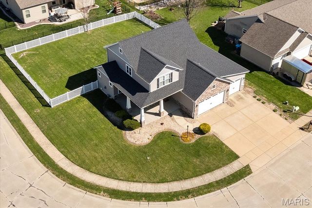 3151 Birmingham Drive, Glen Carbon, IL 62034