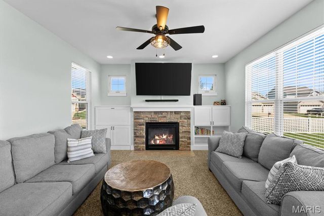 3151 Birmingham Drive, Glen Carbon, IL 62034