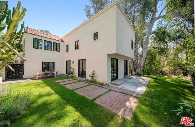 8171 Tianna Road, Los Angeles, CA 90046