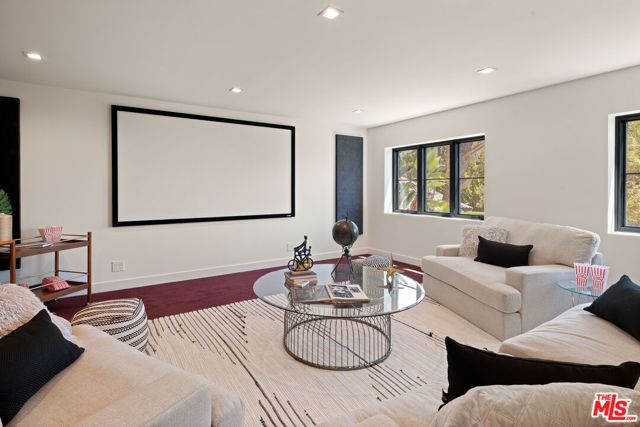 8171 Tianna Road, Los Angeles, CA 90046