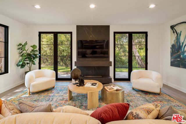 8171 Tianna Road, Los Angeles, CA 90046