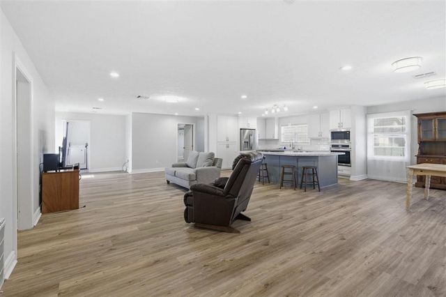 107 Ann Avenue, Sulphur, LA 70663