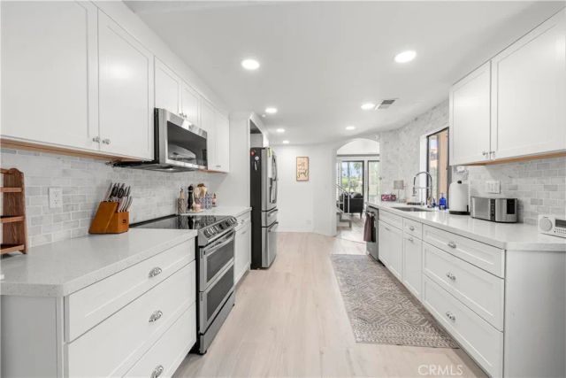 38099 Crocus Lane, Palm Desert, CA 92211