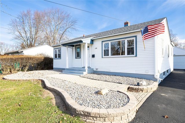 178 Ardella St, Gates, NY 14606