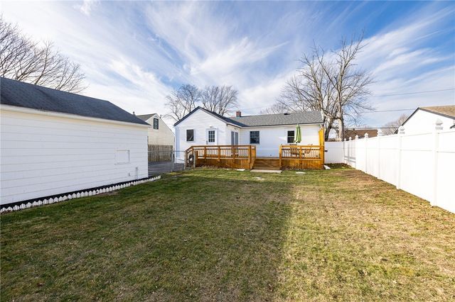 178 Ardella St, Gates, NY 14606