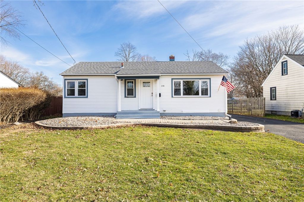 178 Ardella St, Gates, NY 14606