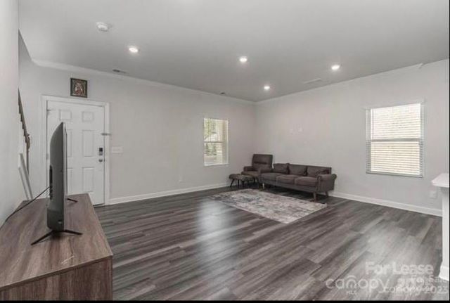 1304 Colgher Street, Charlotte, NC 28227