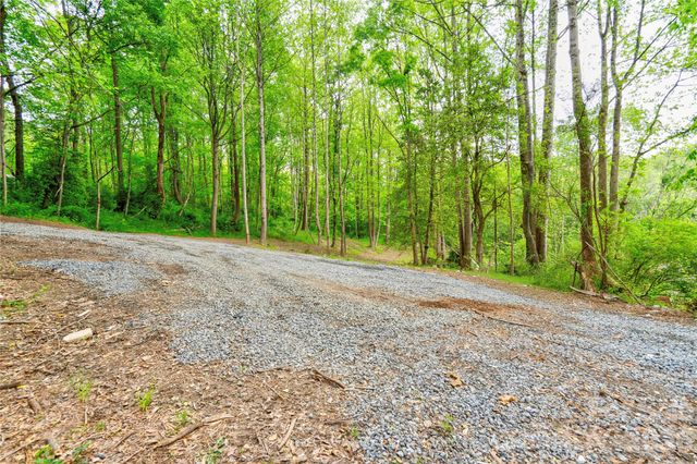 141 Knob Creek Drive, Lawndale, NC 28090