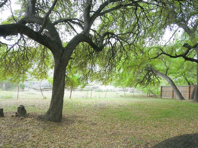 929 Red Bluff Creek, Pipe Creek, TX 78063