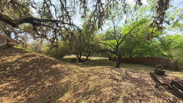 929 Red Bluff Creek, Pipe Creek, TX 78063