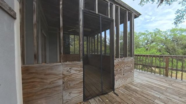 929 Red Bluff Creek, Pipe Creek, TX 78063