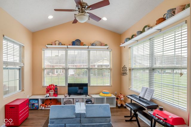 1193 Fantail Drive, Greenwood, IN 46143