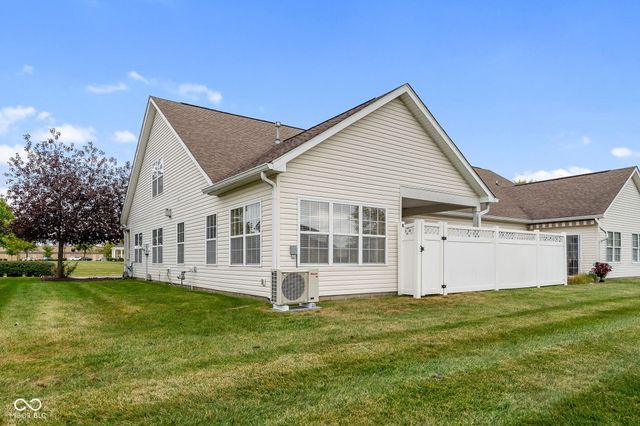 1193 Fantail Drive, Greenwood, IN 46143