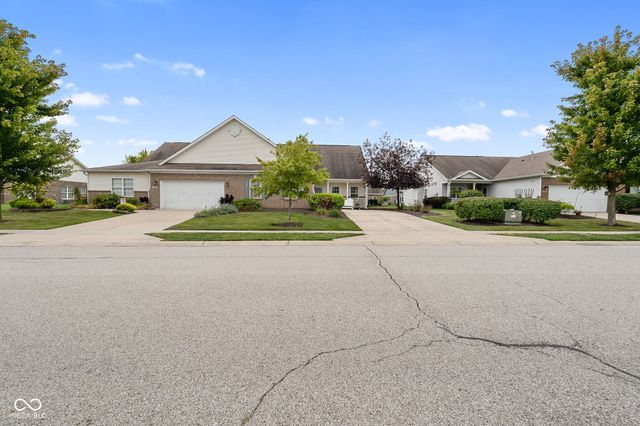 1193 Fantail Drive, Greenwood, IN 46143