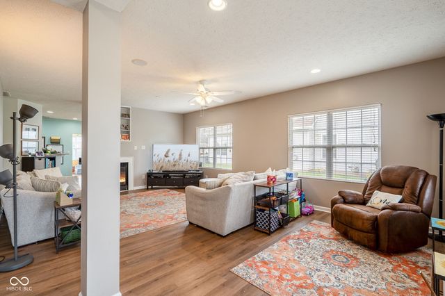 1193 Fantail Drive, Greenwood, IN 46143