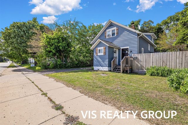 1152 W Laketon Avenue, Muskegon, MI 49441