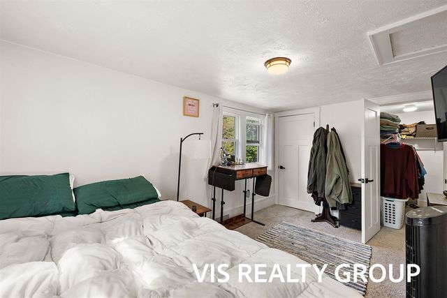1152 W Laketon Avenue, Muskegon, MI 49441