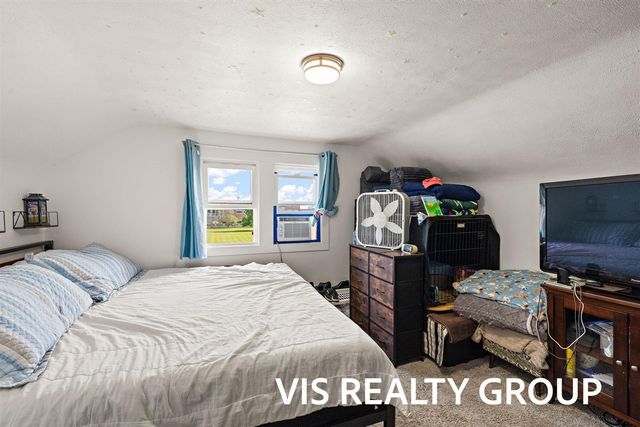 1152 W Laketon Avenue, Muskegon, MI 49441