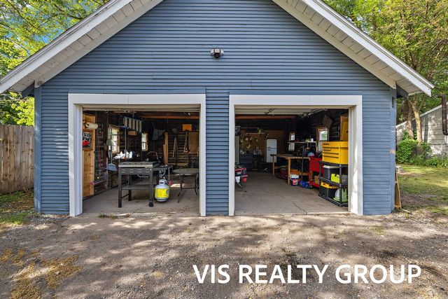 1152 W Laketon Avenue, Muskegon, MI 49441