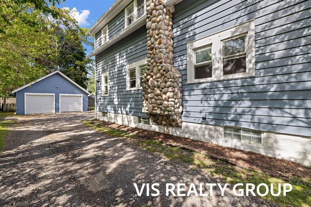 1152 W Laketon Avenue, Muskegon, MI 49441