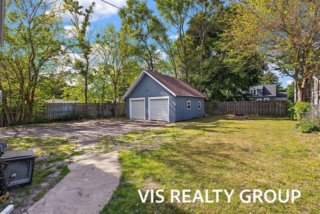 1152 W Laketon Avenue, Muskegon, MI 49441
