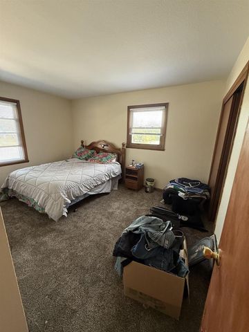 201-203 N Marion Avenue, Janesville, WI 53548