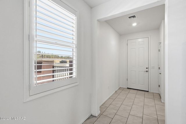 2231 W Desert Topaz Way, Tucson, AZ 85742