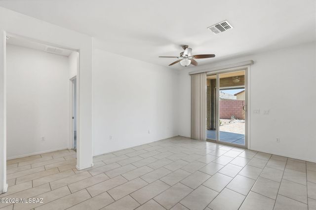 2231 W Desert Topaz Way, Tucson, AZ 85742