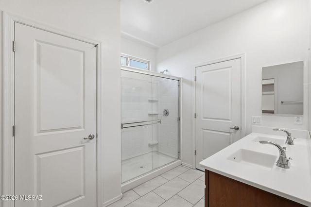 2231 W Desert Topaz Way, Tucson, AZ 85742