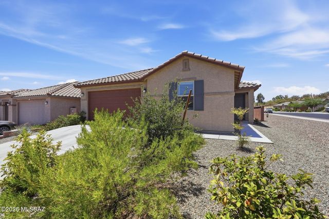 2231 W Desert Topaz Way, Tucson, AZ 85742