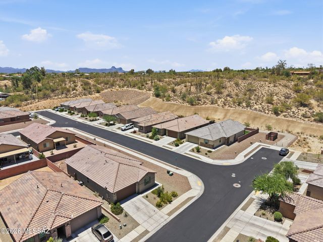 2231 W Desert Topaz Way, Tucson, AZ 85742