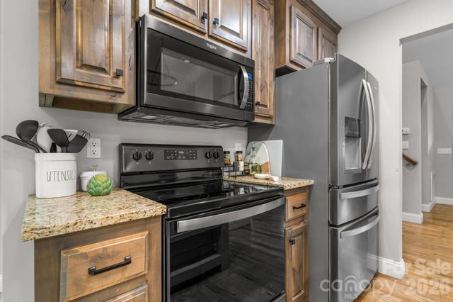 124 Maplewood Court, Hudson, NC 28638