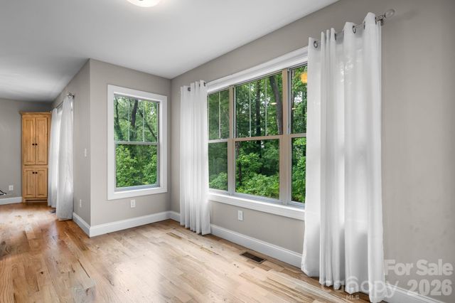 124 Maplewood Court, Hudson, NC 28638